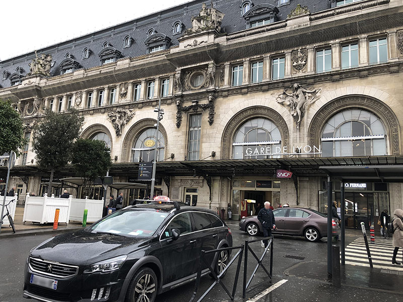 Transport Transferts Gares SNCF par Taxis EZ Saint Germain En Laye